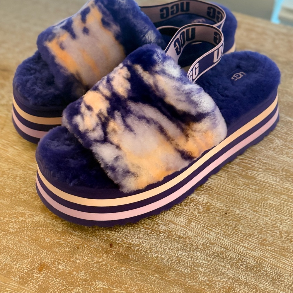 UGG Purple and Cream Fluffy Platform Sandals